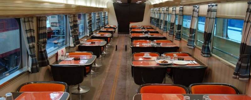 高铁餐车可以免费坐吗（高铁有用餐车厢是免费坐的吗）