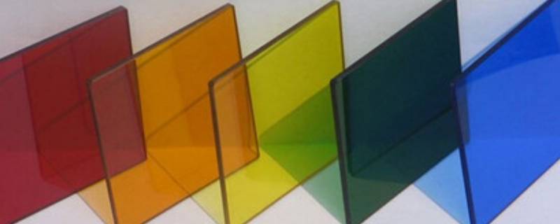 有色玻璃的分散质和分散剂是什么（有色玻璃胶体的分散剂）