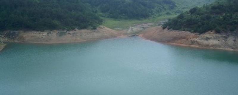 为什么下雨时水库才泄洪（水库为啥泄洪）