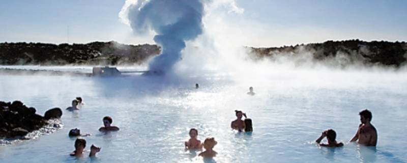 冰岛上有温泉吗（冰岛泡温泉的地方）