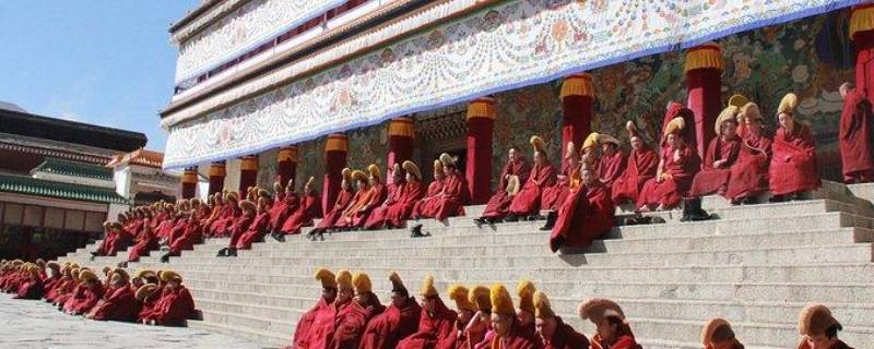红教和黄教的区别 藏传红教和黄教的区别