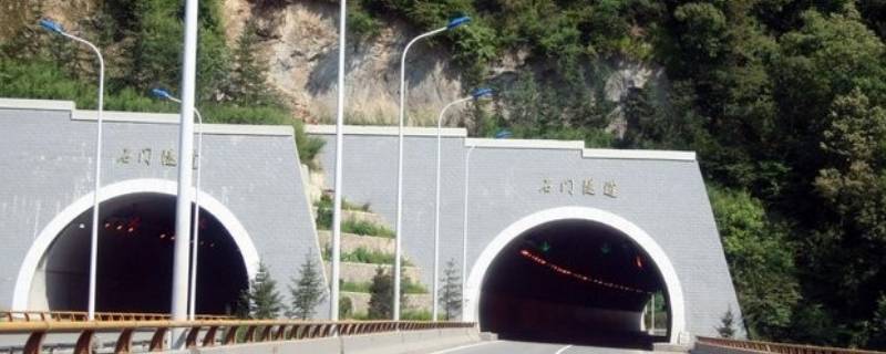 宝汉高速石门隧道多长 宝汉高速有多少隧道