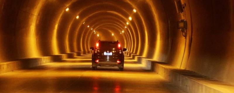 运通隧道全长多少米（隧道全长多少公里）