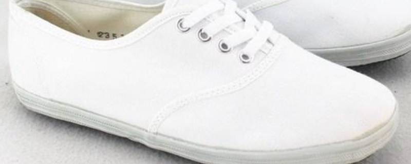 白鞋上的油渍怎么洗掉 白鞋子上的油渍怎么去除