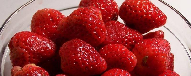 草莓怎么吃（冰冻草莓怎么吃）
