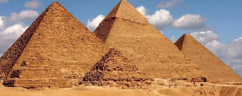 金字塔在埃及哪个城市（金字塔在埃及的哪个城市）