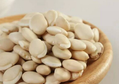 吃白扁豆有什么好处 吃白扁豆有什么好处和功效