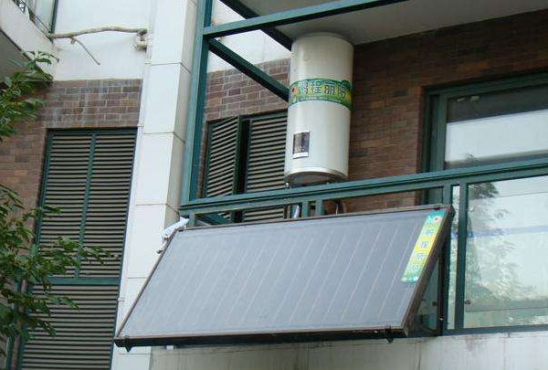 阳台壁挂太阳能热水器好不好 高层户主的选择