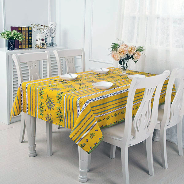 家用餐桌布都有哪些选择 提升餐桌颜值的妙招