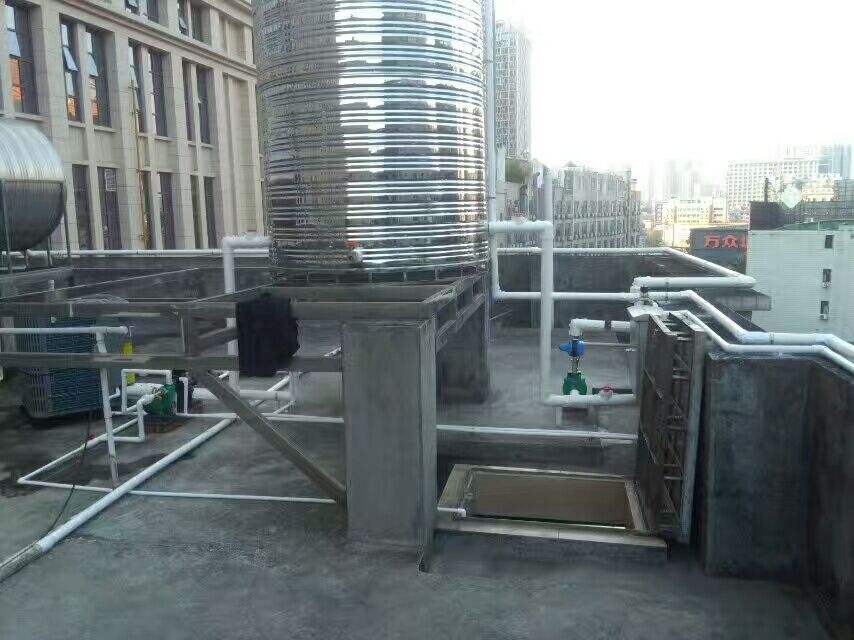 空气源热水器安装（空气源热水器安装高度）