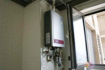 燃气热水器怎样安装—安全又美观 家用燃气热水器的安装方法