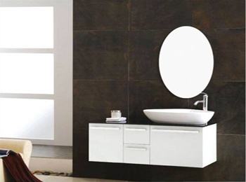 卫生间是轻体墙能安装浴室柜和镜柜吗？