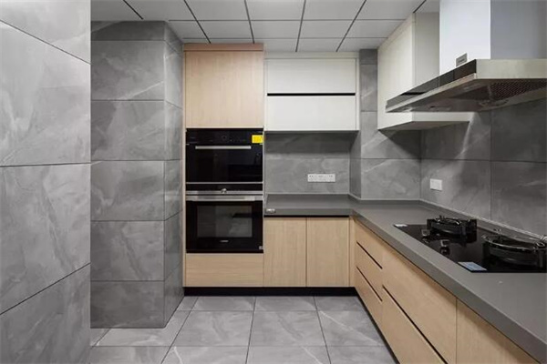 厨房卫生间用什么瓷砖比较好 厨房卫生间用什么瓷砖比较好呢