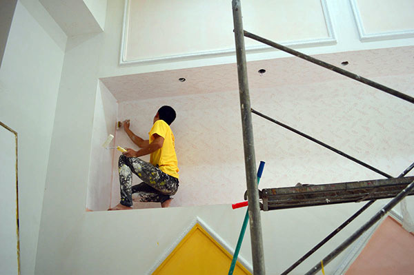 家居粉刷墙面常见的问题介绍 粉刷墙壁家具怎么办
