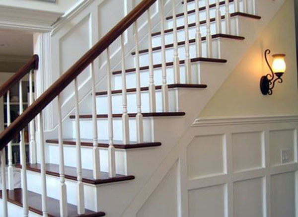 楼梯护墙板的材质及特征介绍（楼梯护墙板的材质及特征介绍图片）