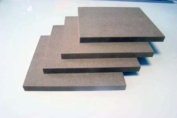中纤板和颗粒板哪个好 中纤板是什么材料做成的 中纤板有甲醛吗