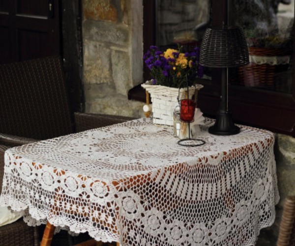 餐桌布什么材质的比较好 餐桌布搭配技巧
