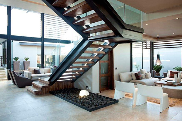 楼梯选材之钢材解析 打造家居风