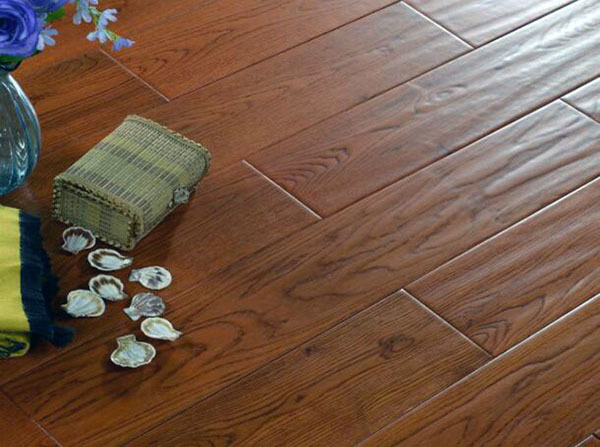 实木地板怎么保养 木地板翘起来怎么修复