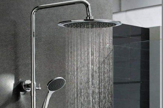 淋浴器安装高度及安装注意事项