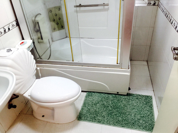 卫生间瓷砖常用的几种清洗* 拒绝污垢 