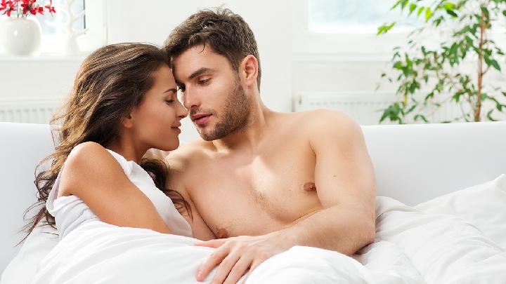 夏天做爱怎么性趣与健康两不误？了解一下吧