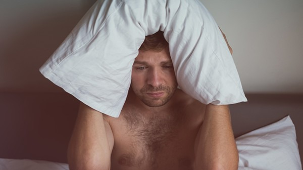裸睡有什么好处 男人裸睡可以提高性功能么