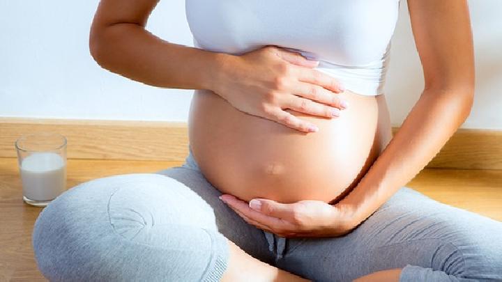 孕期不同阶段行房有什么要点 孕期性生活准爸爸该怎么做