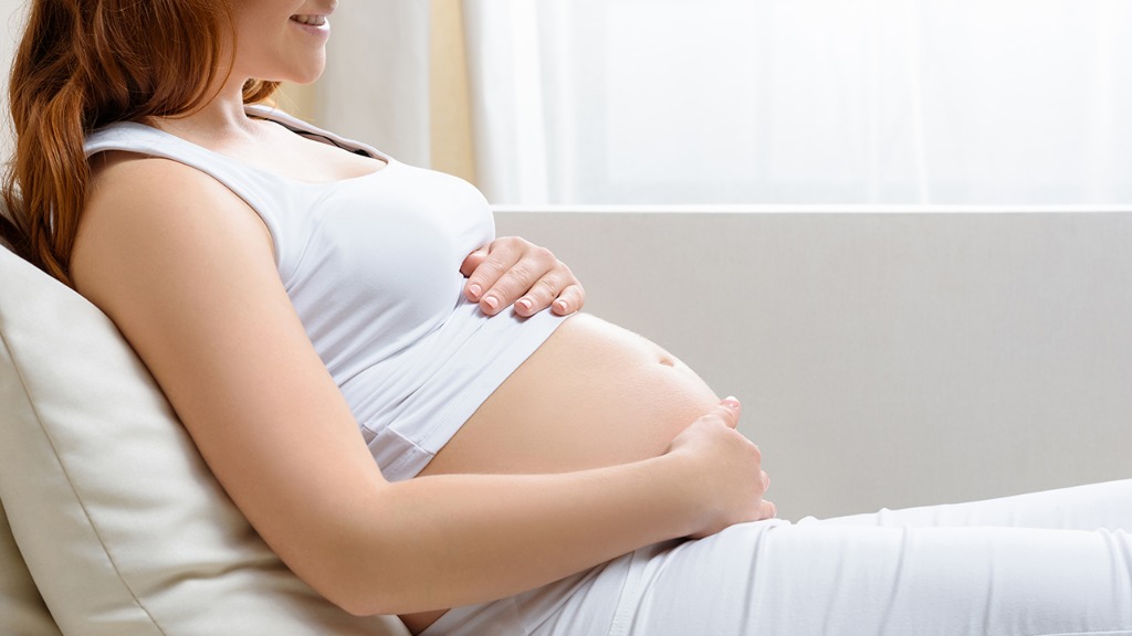 孕期频繁性生活还有哪些危害 孕期频繁性生活会造成胎儿畸形吗