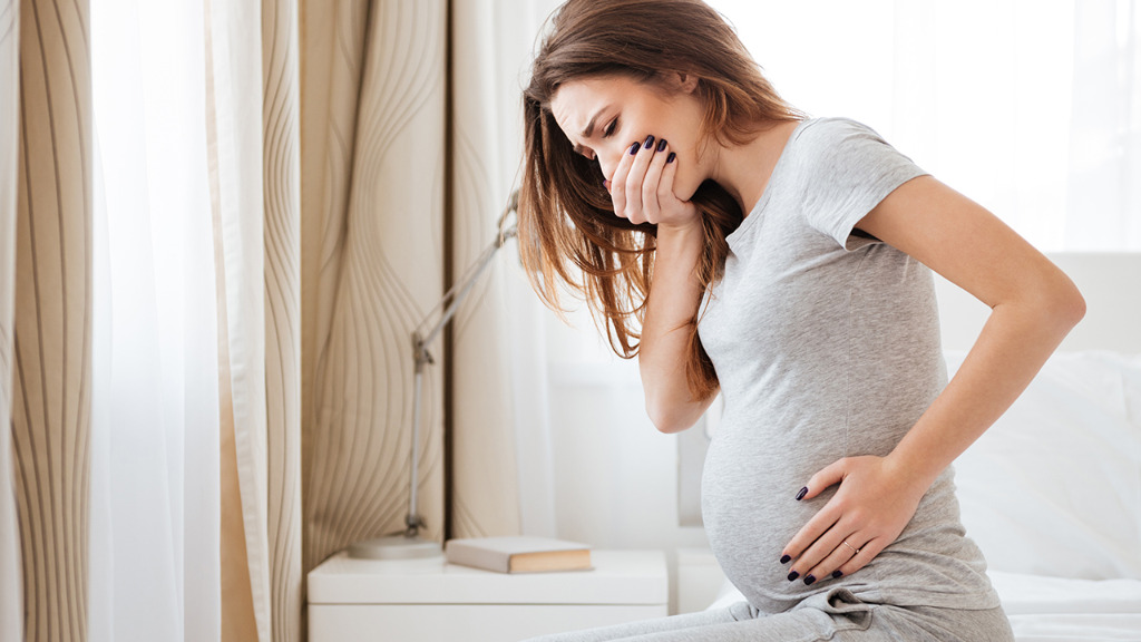 孕期腹痛是什么原因导致的（孕期腹疼怎么回事）
