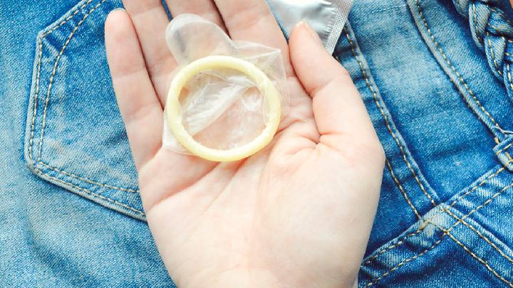 怎么使用避孕套能避免意外怀孕（怎么使用避孕套能避免意外怀孕呢）