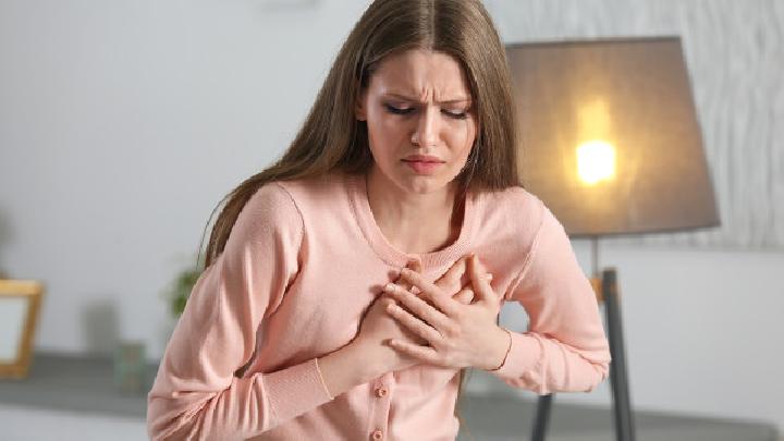 乳腺增生时身体十分疼痛 乳腺增生到处疼是啥情况