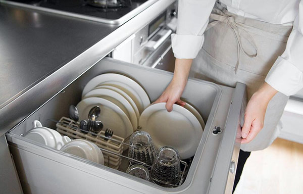 使用家用洗碗机注意这些事项 正确使用更节能