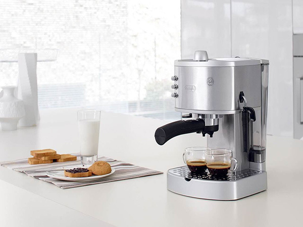 常见的家庭咖啡机类型介绍 家用咖啡机的分类及特点