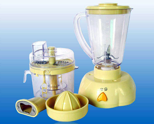 水果榨汁机使用方法和清洗小常识（水果榨汁机的使用方法）