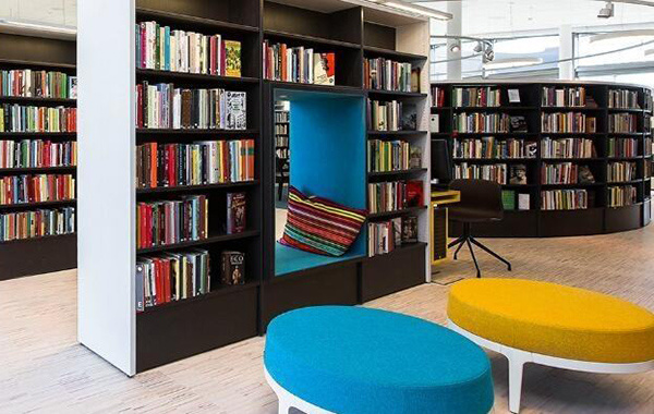 图书馆书架要怎么选购才能吸引读者
