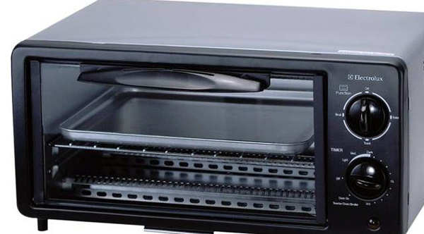 烤箱和微波炉有什么不同  微波炉和烤箱哪个实用