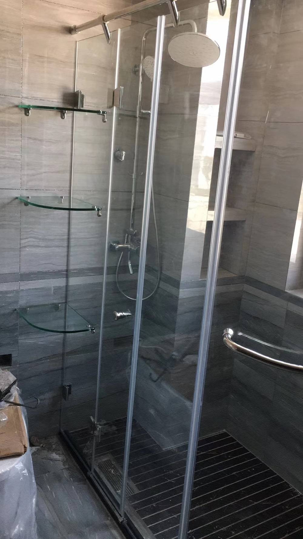 德立淋浴房：专业设计，让家居生活中多一份舒适和惬意