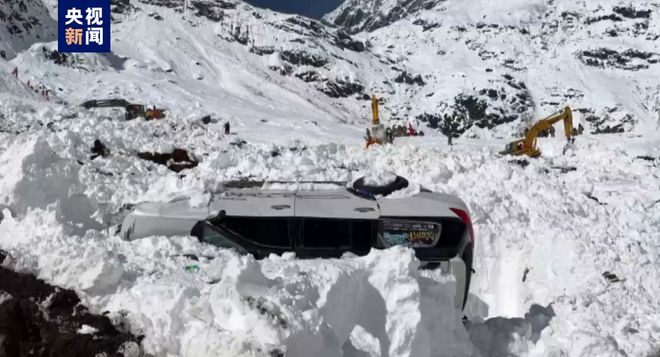 西藏林芝派墨公路雪崩遇难人数增至13人 