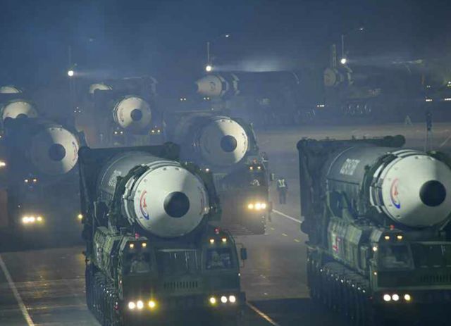 朝鲜宣布发射洲际弹道导弹  