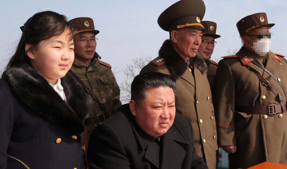 朝中社：朝鲜进行“核反击假想综合战术训练”，金正恩对训练表示满意