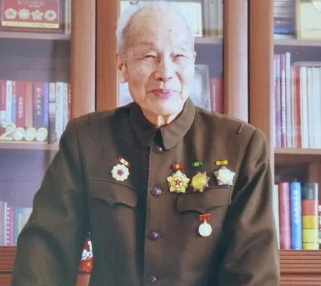 109岁开国少将涂通今逝世：辽沈战役中保证了伤员70%归队率