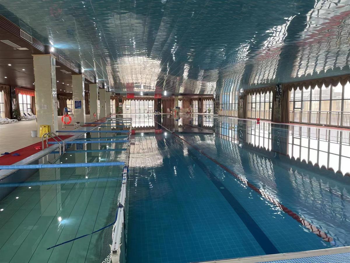 河南郸城26岁女子健身馆内游泳时溺亡，家属：过了20分钟才被人发现，她准备五一订婚