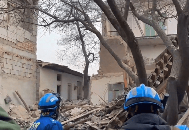 甘肃地震已致118人遇难 甘肃地震已致118人遇难死亡