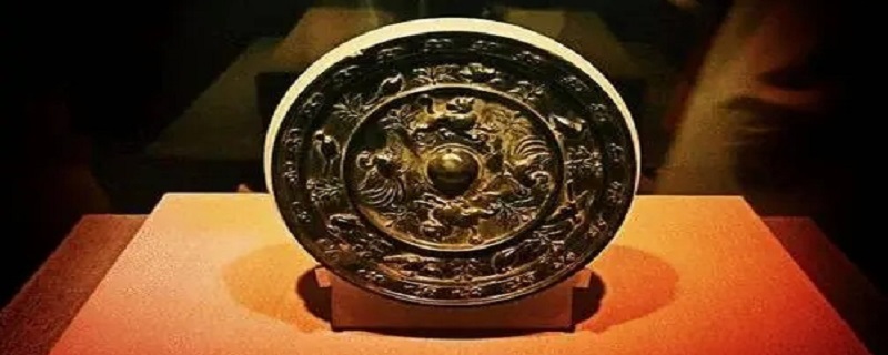 古代的铜镜需要什么才能保持光亮